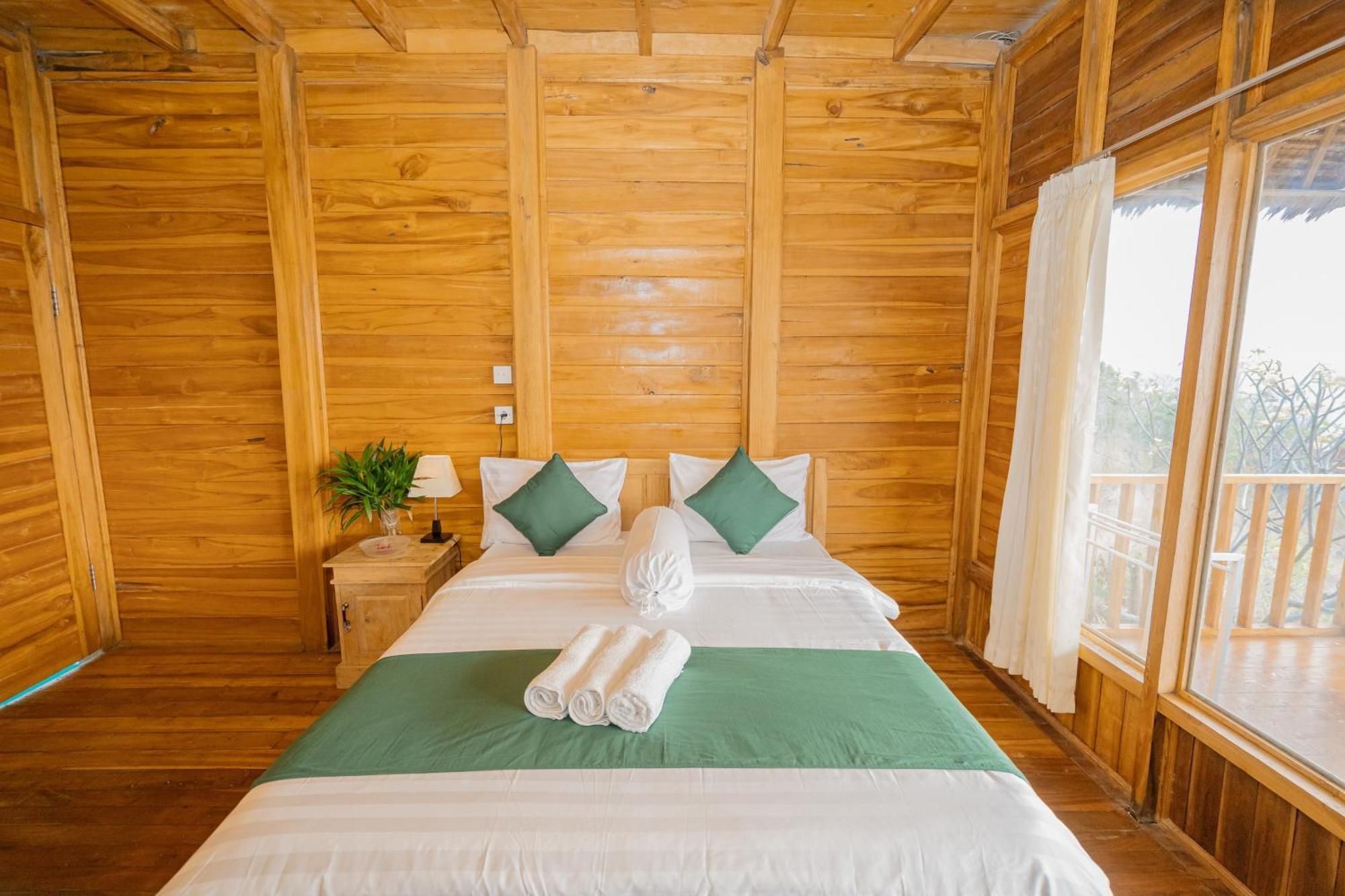 The Somayan Bungalows Batununggul ภายนอก รูปภาพ